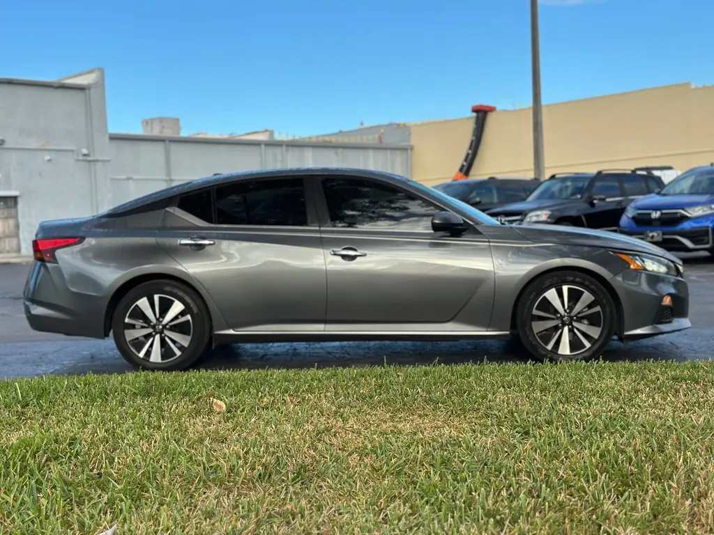 Florida Fine Cars - Used NISSAN ALTIMA 2022 MIAMI 2.5 SV
