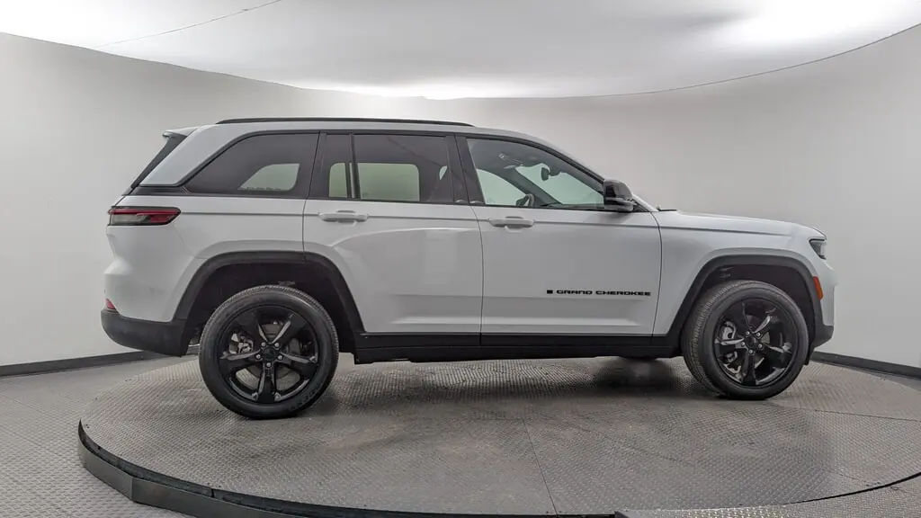 Florida Fine Cars - Used JEEP GRAND CHEROKEE 2022 MARGATE ALTITUDE