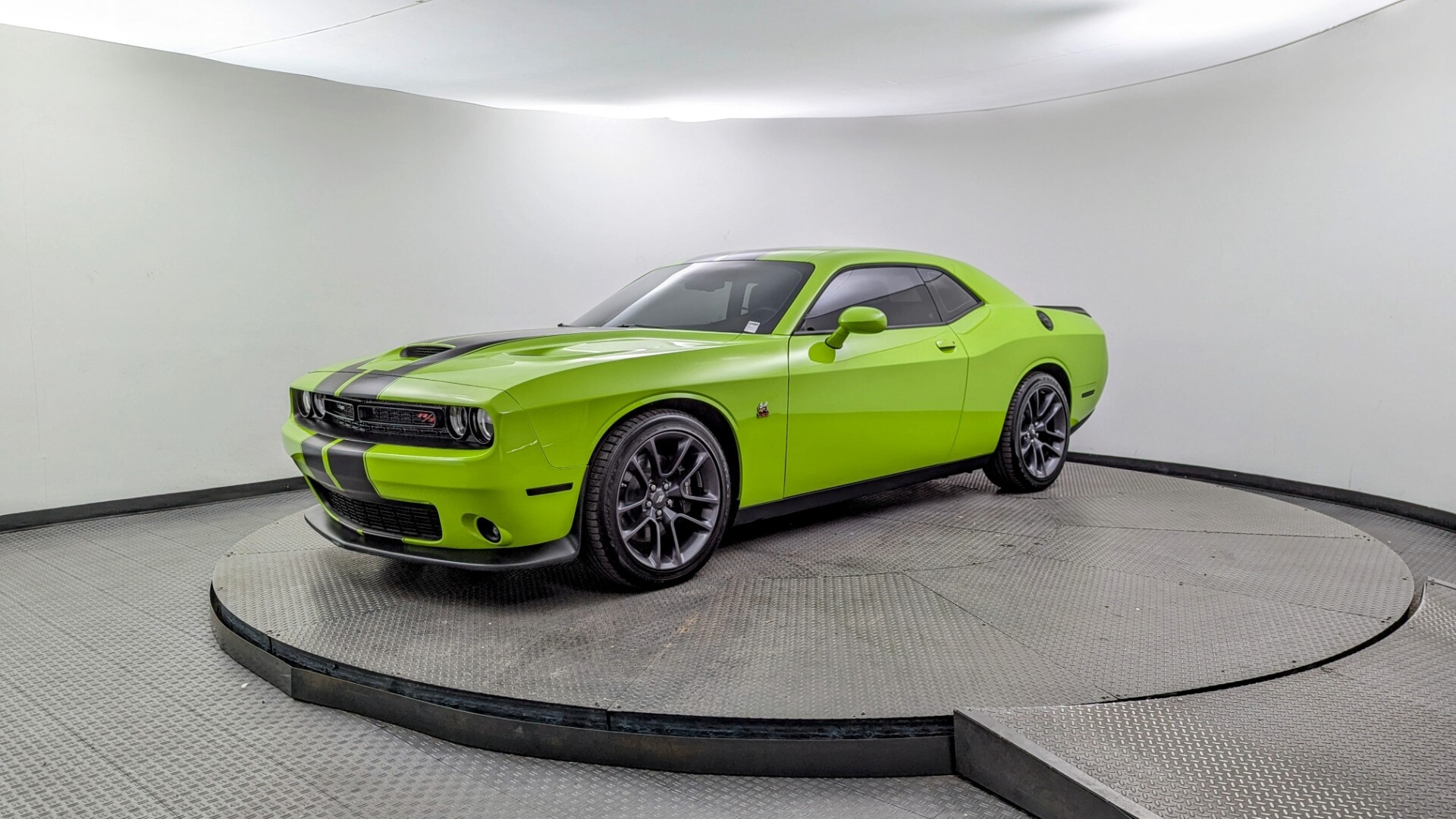 2023 Dodge Challenger R/T's photo