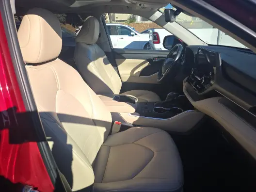 Florida Fine Cars - Used TOYOTA HIGHLANDER 2024 WEST PALM XLE