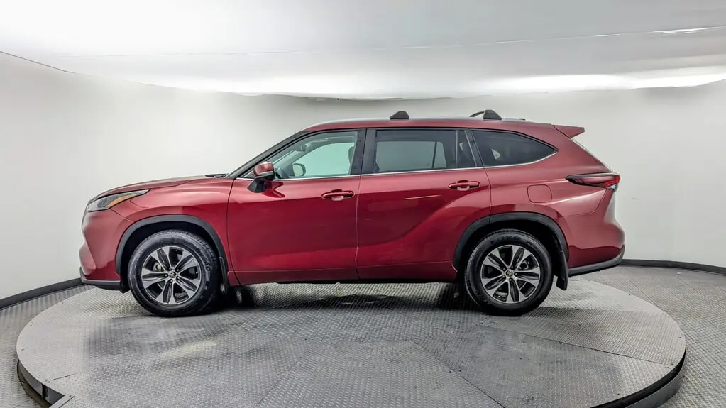 Florida Fine Cars - Used TOYOTA HIGHLANDER 2024 WEST PALM XLE