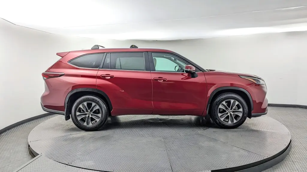 Florida Fine Cars - Used TOYOTA HIGHLANDER 2024 WEST PALM XLE