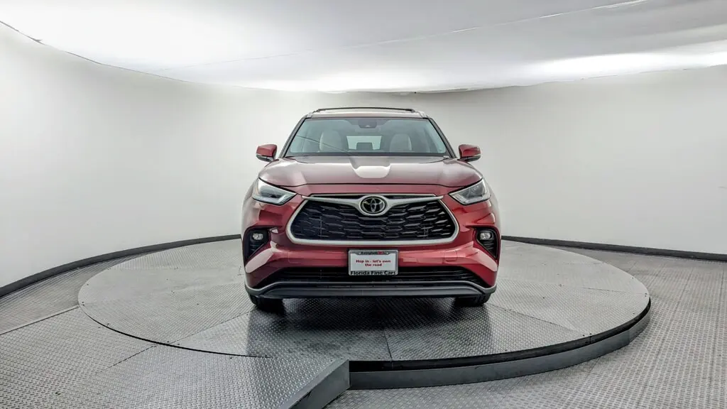 Florida Fine Cars - Used TOYOTA HIGHLANDER 2024 WEST PALM XLE