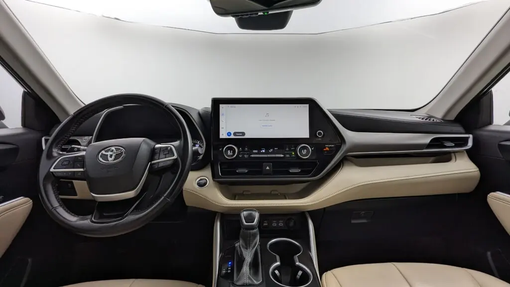 Florida Fine Cars - Used TOYOTA HIGHLANDER 2024 WEST PALM XLE