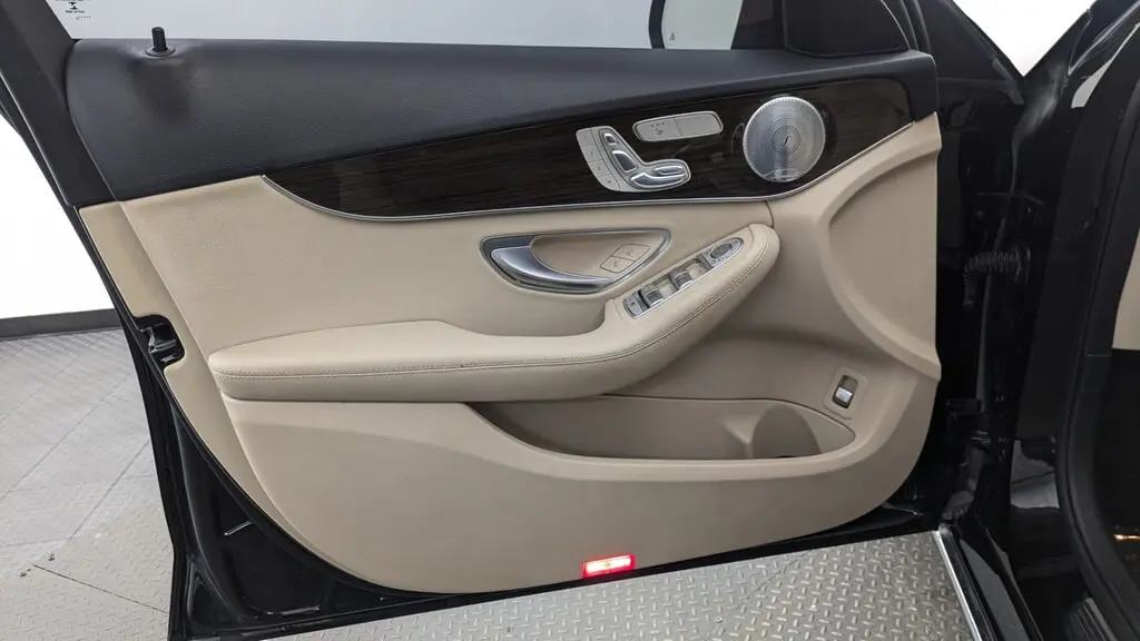 Florida Fine Cars - Used MERCEDES-BENZ C-CLASS 2021 MIAMI C 300