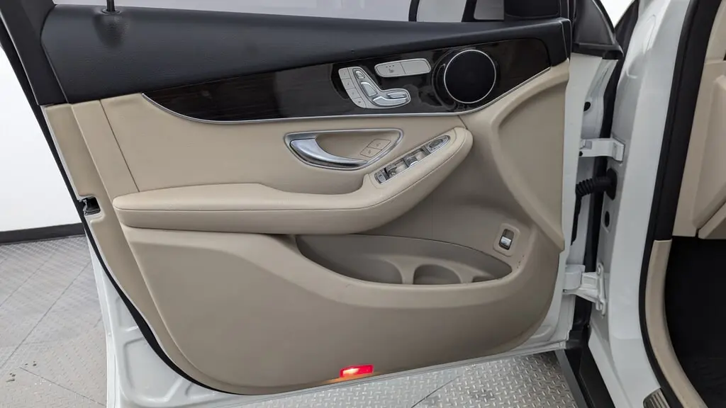 Florida Fine Cars - Used MERCEDES-BENZ GLC 2021 MARGATE GLC 300