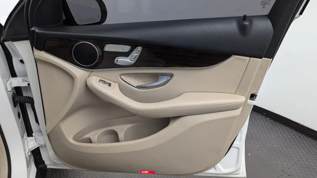 Florida Fine Cars - Used MERCEDES-BENZ GLC 2021 MARGATE GLC 300