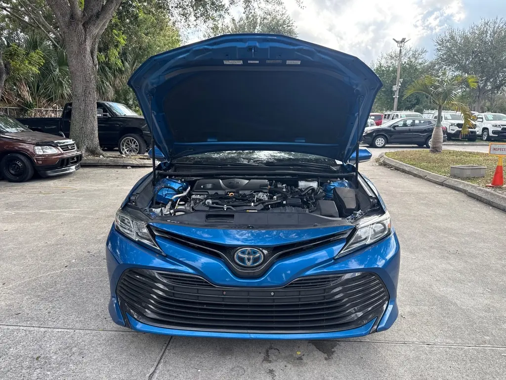 Florida Fine Cars - Used TOYOTA CAMRY 2019 WEST PALM HYBRID LE