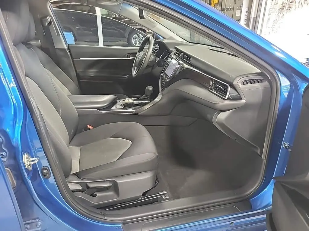 Florida Fine Cars - Used TOYOTA CAMRY 2019 WEST PALM HYBRID LE