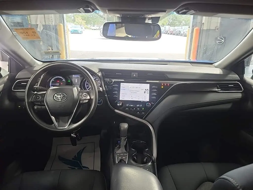 Florida Fine Cars - Used TOYOTA CAMRY 2019 WEST PALM HYBRID LE