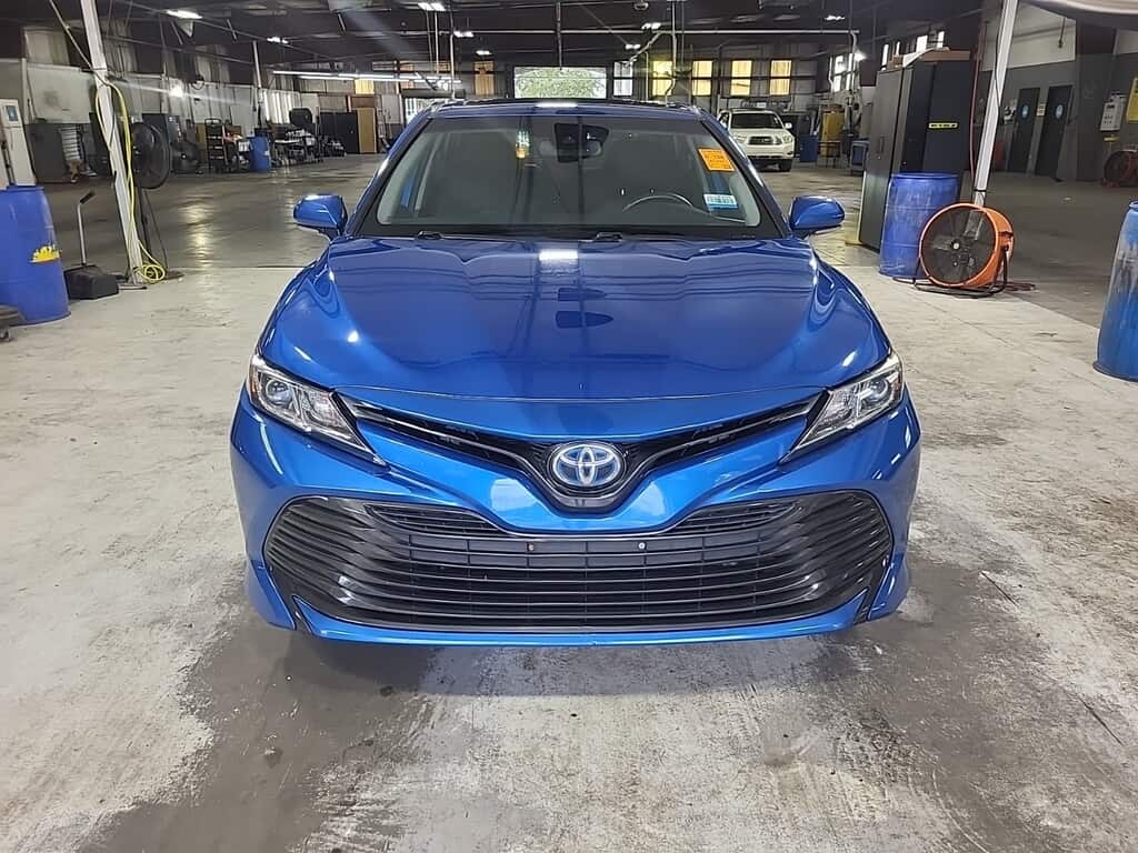 Florida Fine Cars - Used TOYOTA CAMRY 2019 WEST PALM HYBRID LE