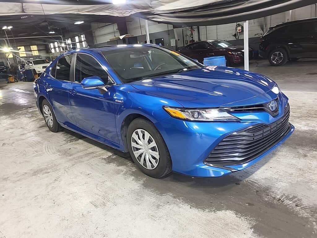Florida Fine Cars - Used TOYOTA CAMRY 2019 WEST PALM HYBRID LE