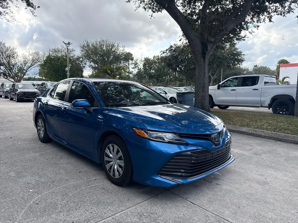 Florida Fine Cars - Used TOYOTA CAMRY 2019 WEST PALM HYBRID LE