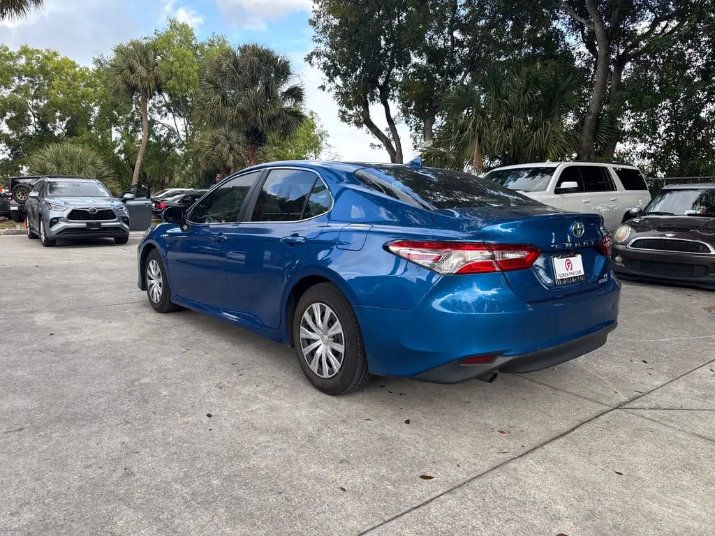 Florida Fine Cars - Used TOYOTA CAMRY 2019 WEST PALM HYBRID LE