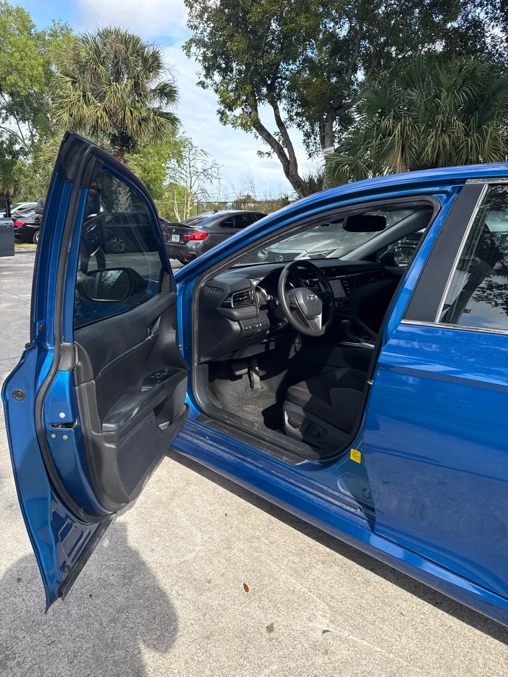 Florida Fine Cars - Used TOYOTA CAMRY 2019 WEST PALM HYBRID LE