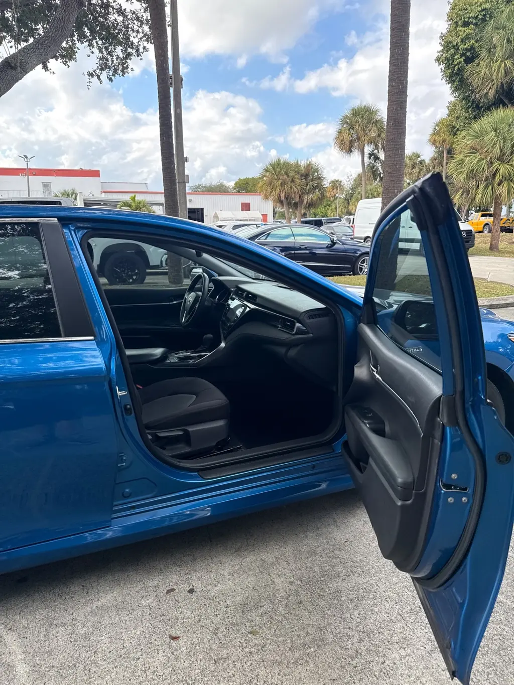 Florida Fine Cars - Used TOYOTA CAMRY 2019 WEST PALM HYBRID LE
