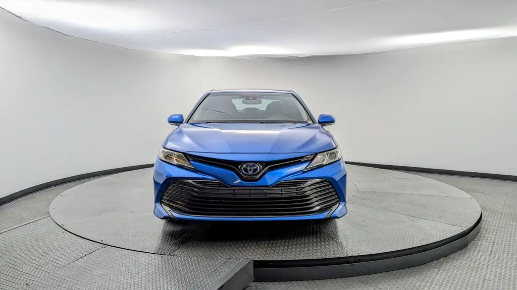 Florida Fine Cars - Used TOYOTA CAMRY 2019 WEST PALM HYBRID LE