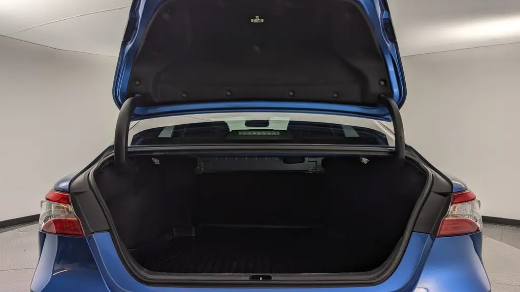 Florida Fine Cars - Used TOYOTA CAMRY 2019 WEST PALM HYBRID LE