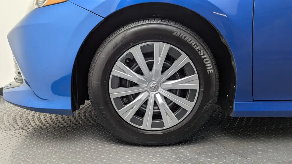 Florida Fine Cars - Used TOYOTA CAMRY 2019 WEST PALM HYBRID LE