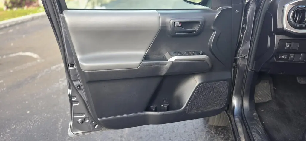 Florida Fine Cars - Used TOYOTA TACOMA 2WD 2022 MARGATE SR5