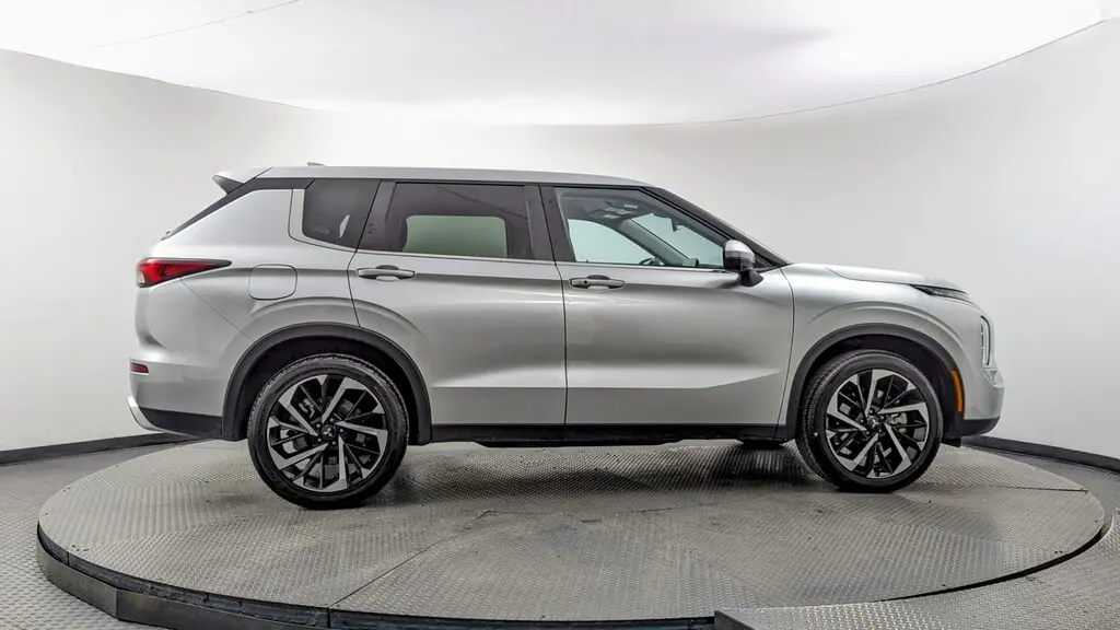 Florida Fine Cars - Used MITSUBISHI OUTLANDER 2024 MARGATE SE