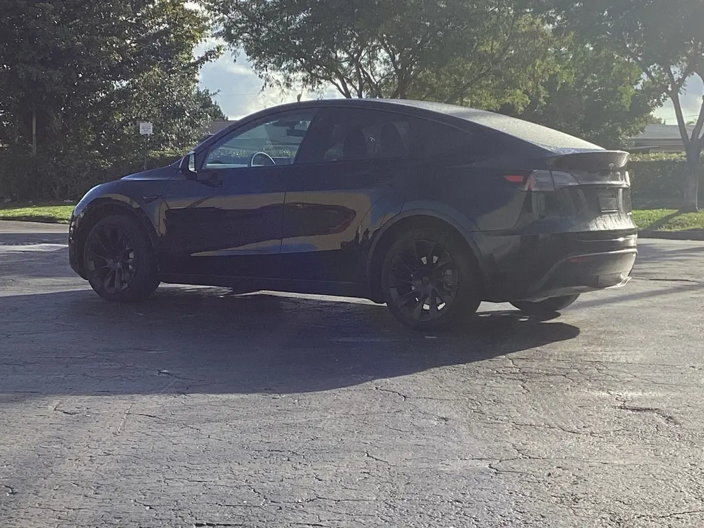 Florida Fine Cars - Used TESLA MODEL Y 2023 MIAMI LONG RANGE