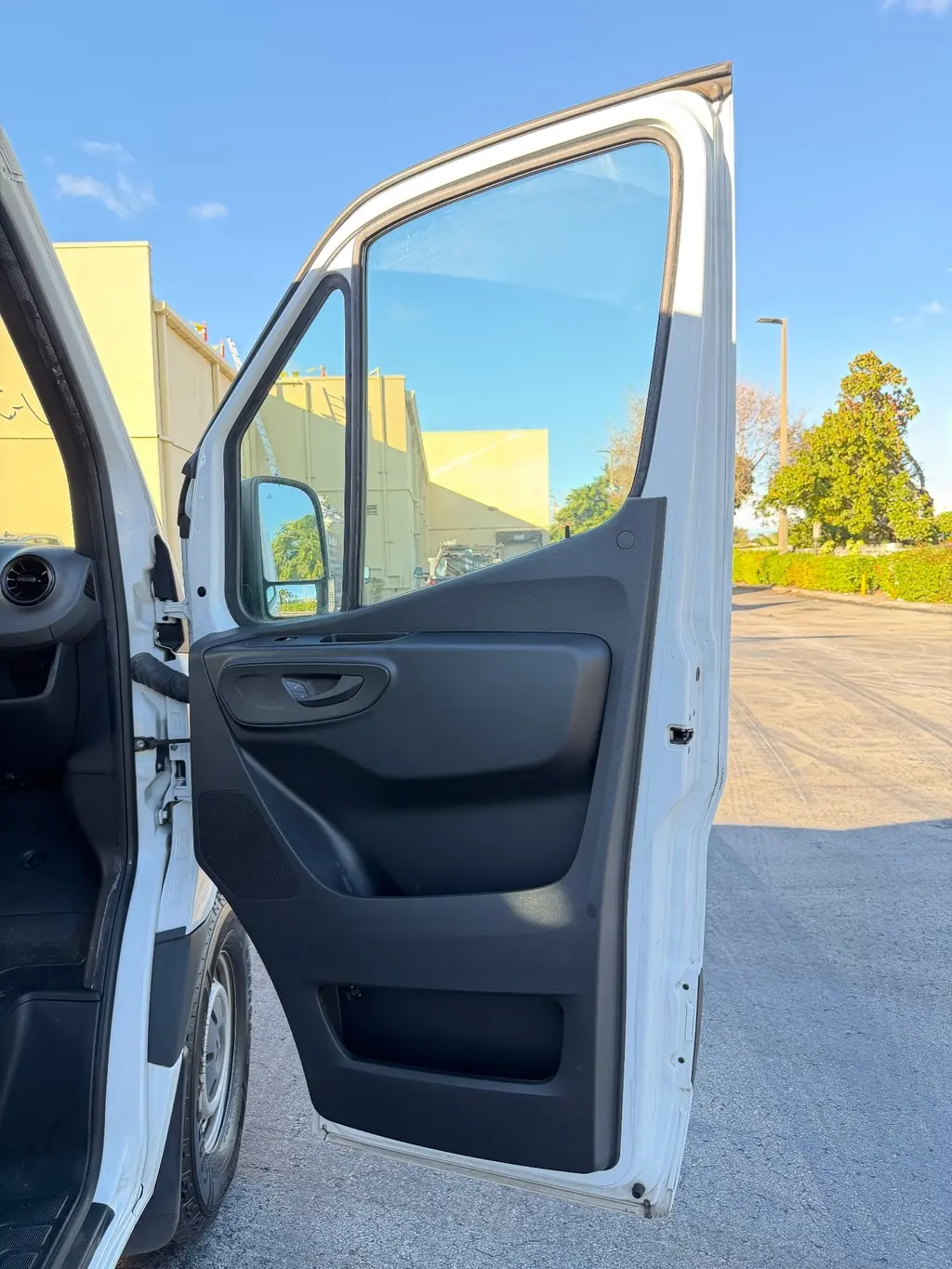 Florida Fine Cars - Used MERCEDES-BENZ SPRINTER 2022 MIAMI 1500 Cargo Van Standard Roof 144.0" WB