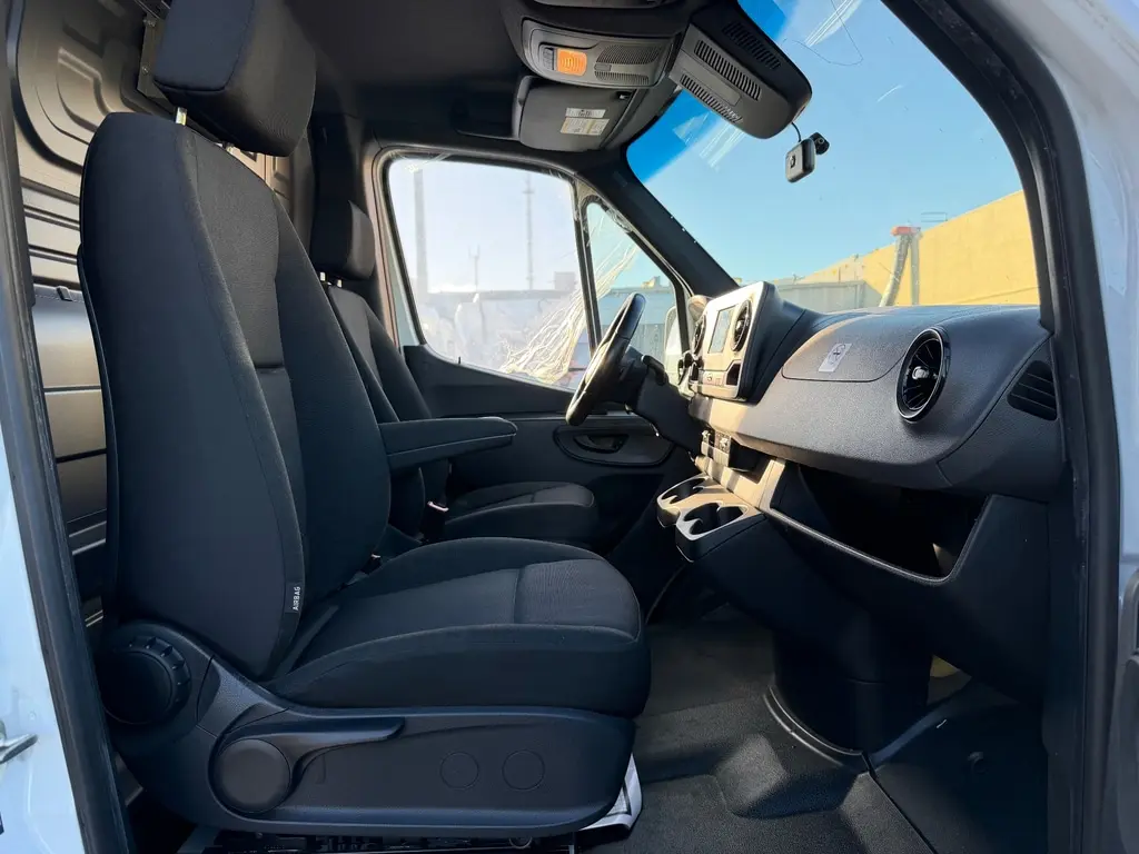 Florida Fine Cars - Used MERCEDES-BENZ SPRINTER 2022 MIAMI 1500 Cargo Van Standard Roof 144.0" WB