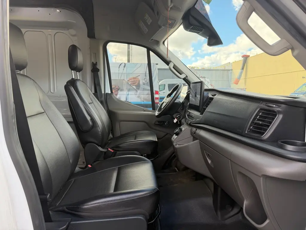 Florida Fine Cars - Used FORD E-TRANSIT 2023 MARGATE
