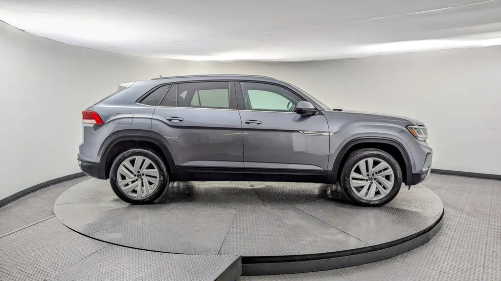 Florida Fine Cars - Used VOLKSWAGEN ATLAS CROSS SPORT 2023 WEST PALM 3.6L V6 SE W/TECHNOLOGY