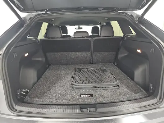 Florida Fine Cars - Used VOLKSWAGEN ATLAS CROSS SPORT 2023 WEST PALM 3.6L V6 SE W/TECHNOLOGY