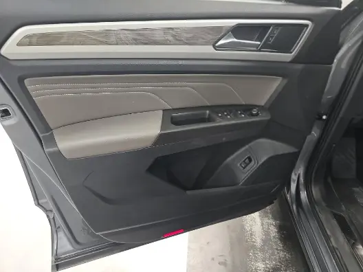 Florida Fine Cars - Used VOLKSWAGEN ATLAS CROSS SPORT 2023 WEST PALM 3.6L V6 SE W/TECHNOLOGY