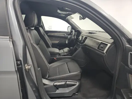 Florida Fine Cars - Used VOLKSWAGEN ATLAS CROSS SPORT 2023 WEST PALM 3.6L V6 SE W/TECHNOLOGY