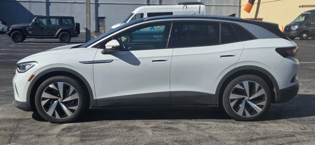 Florida Fine Cars - Used VOLKSWAGEN ID.4 2021 MIAMI PRO S