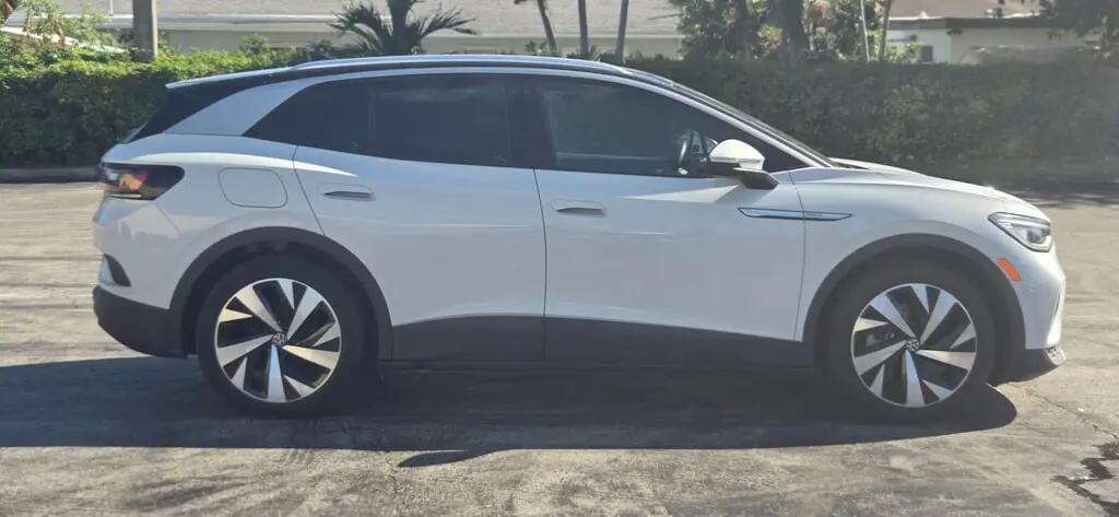 Florida Fine Cars - Used VOLKSWAGEN ID.4 2021 MIAMI PRO S