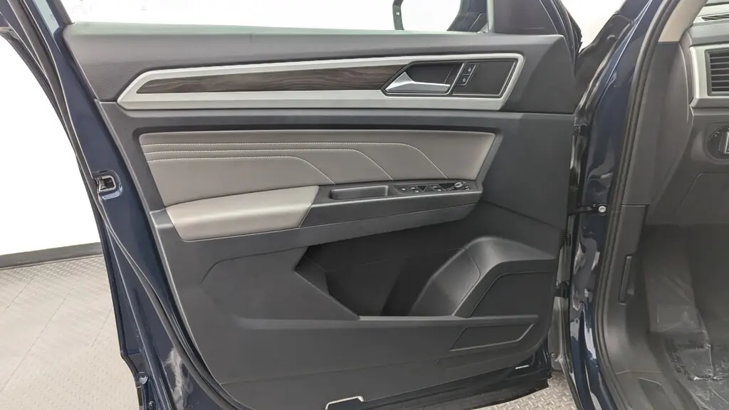 Florida Fine Cars - Used VOLKSWAGEN ATLAS 2022 WEST PALM 2.0T SE