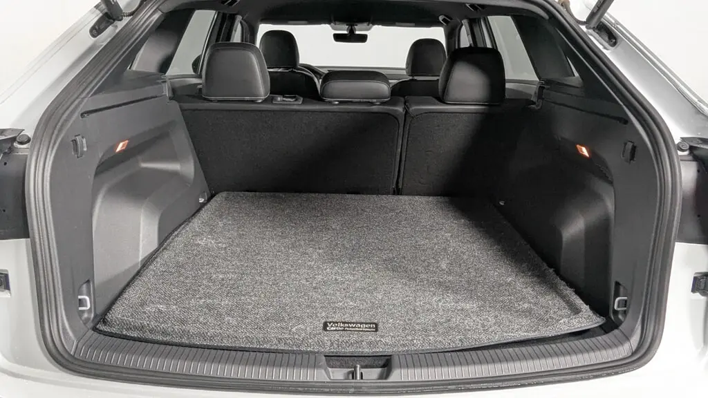 Florida Fine Cars - Used VOLKSWAGEN ATLAS CROSS SPORT 2023 ORLANDO 3.6L V6 SE W/TECHNOLOGY