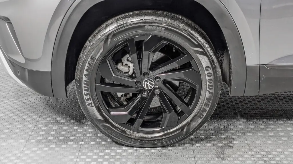 Florida Fine Cars - Used VOLKSWAGEN ATLAS 2023 ORLANDO 2.0T SE W/TECHNOLOGY