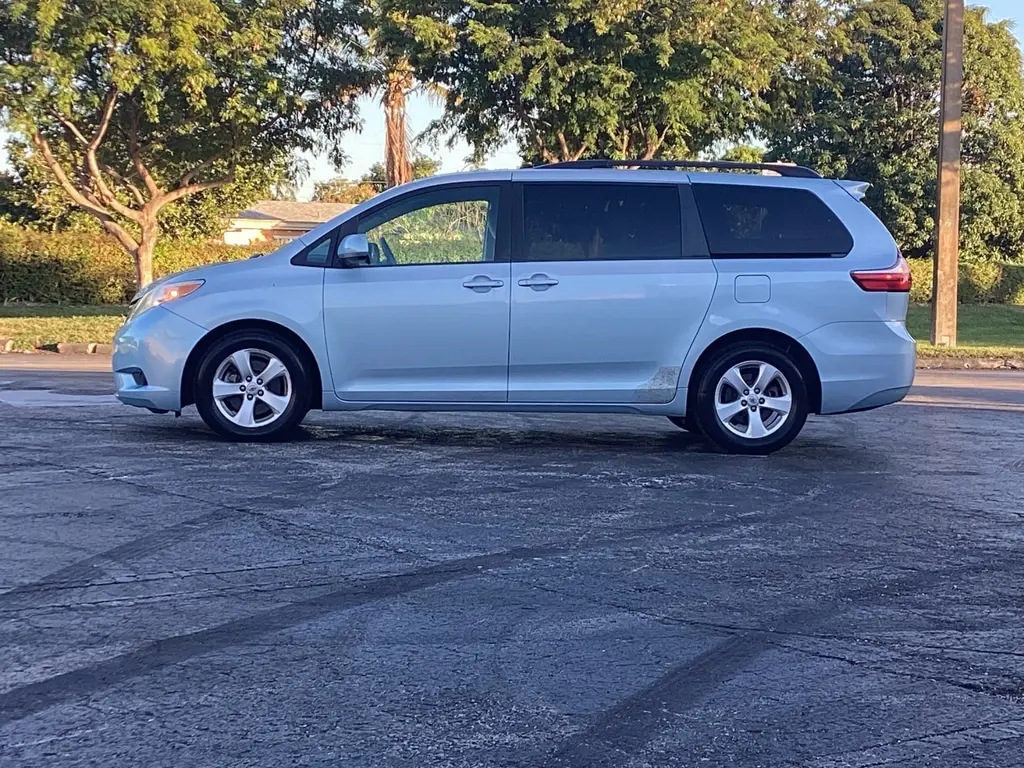 Florida Fine Cars - Used TOYOTA SIENNA 2015 MIAMI LE AAS