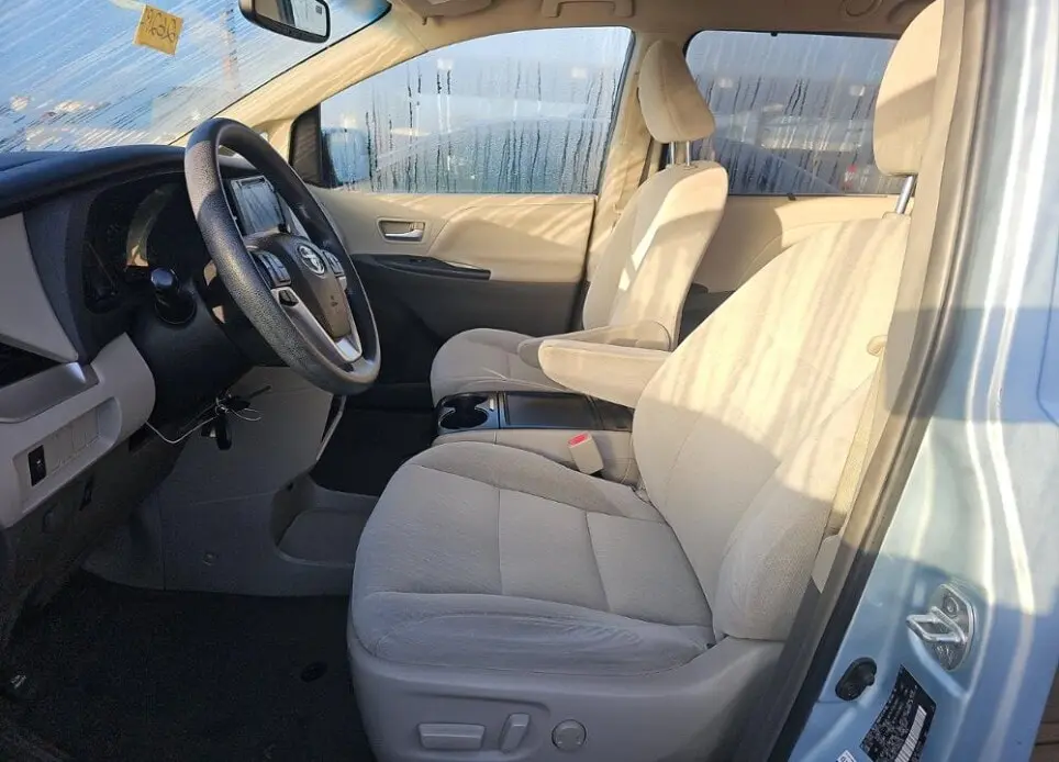 Florida Fine Cars - Used TOYOTA SIENNA 2015 MIAMI LE AAS