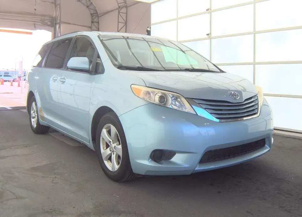 Florida Fine Cars - Used TOYOTA SIENNA 2015 MIAMI LE AAS