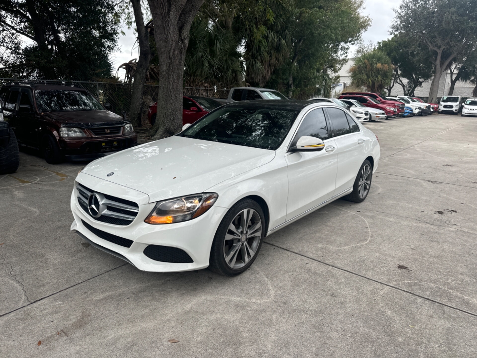 2016 Mercedes-Benz C-Class C300