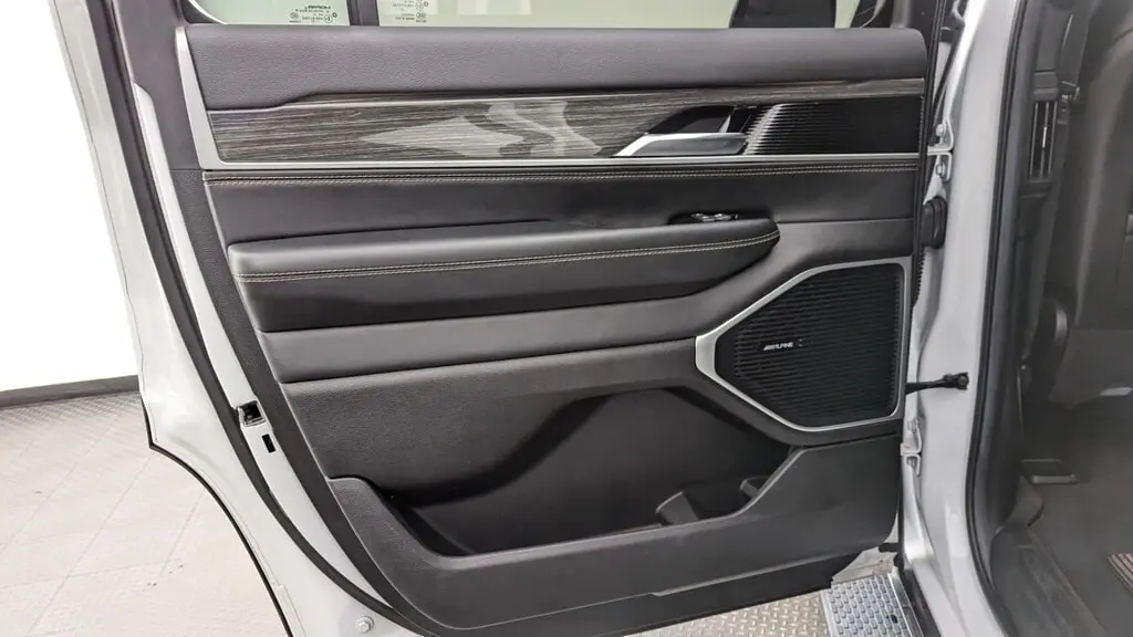 Florida Fine Cars - Used JEEP WAGONEER 2022 MIAMI SERIES II