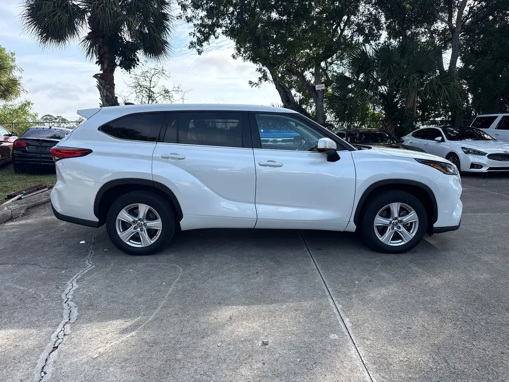 Florida Fine Cars - Used TOYOTA HIGHLANDER 2022 WEST PALM LE