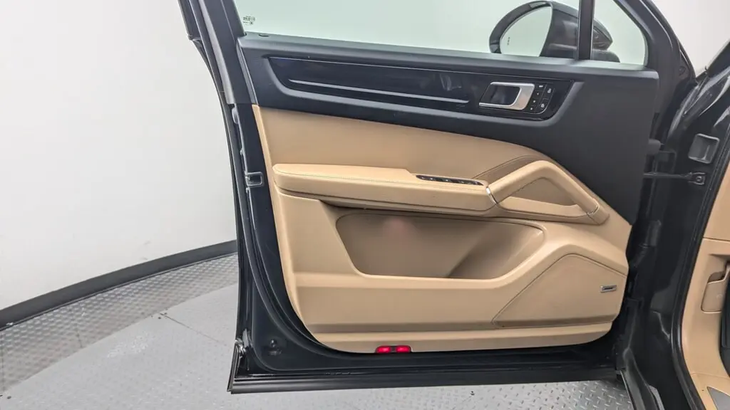 Florida Fine Cars - Used PORSCHE CAYENNE 2022 WEST PALM COUPE