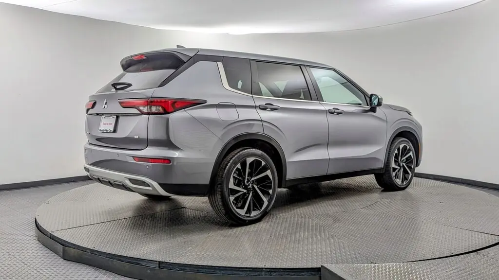 Florida Fine Cars - Used MITSUBISHI OUTLANDER 2024 MIAMI SE