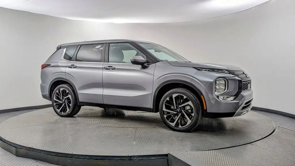 Florida Fine Cars - Used MITSUBISHI OUTLANDER 2024 MIAMI SE