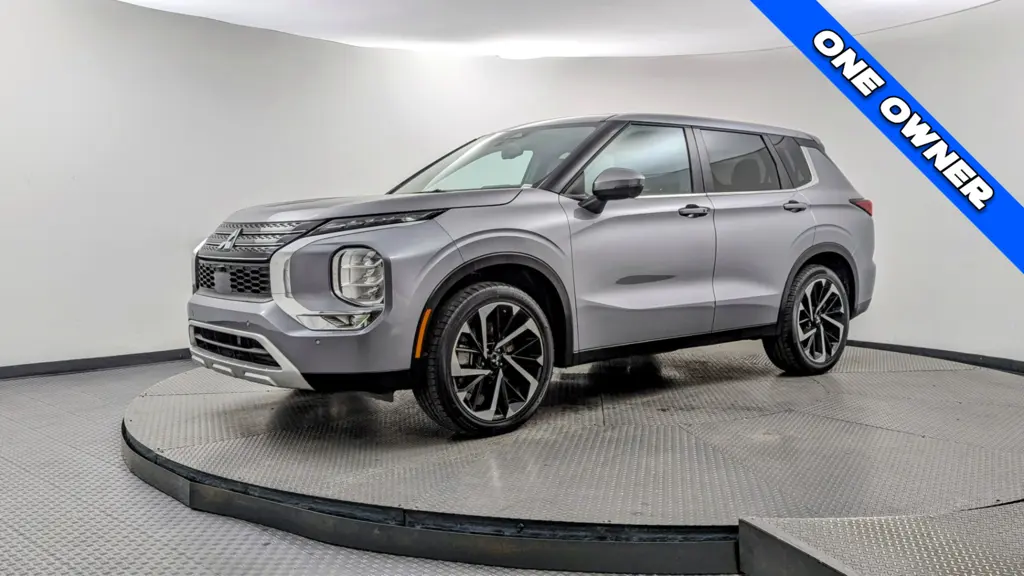 Florida Fine Cars - Used MITSUBISHI OUTLANDER 2024 MIAMI SE