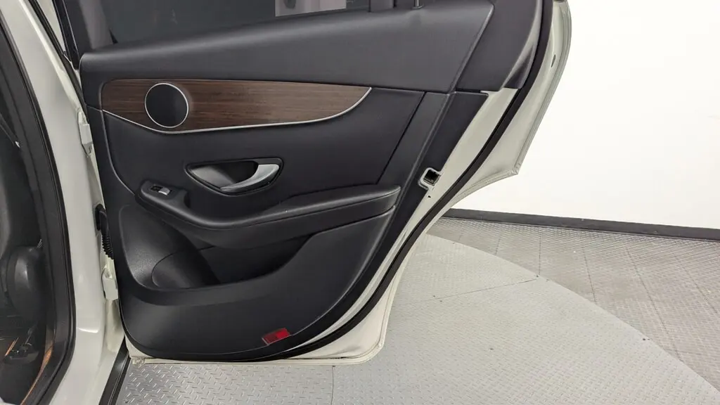 Florida Fine Cars - Used MERCEDES-BENZ GLC 2022 WEST PALM GLC 300