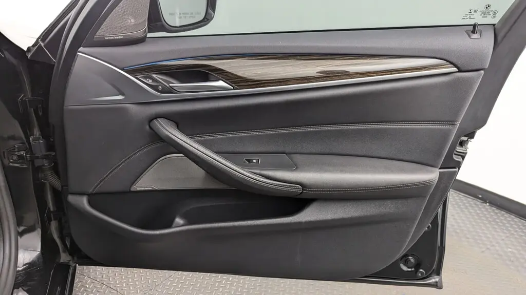 Florida Fine Cars - Used BMW 5 SERIES 2023 MARGATE 530E